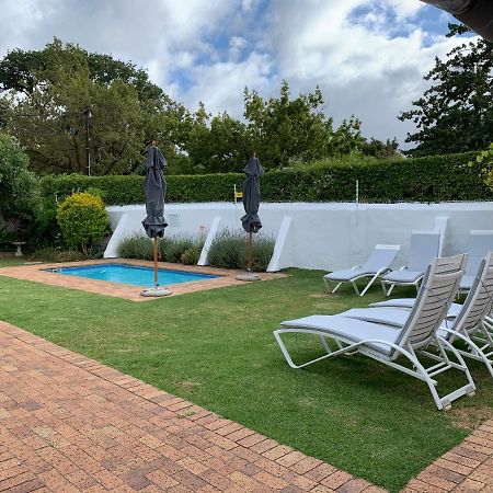 Avenues Guest House Stellenbosch Bagian luar foto