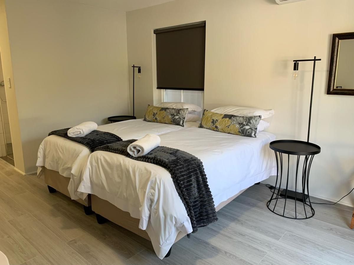 Avenues Guest House Stellenbosch Bagian luar foto