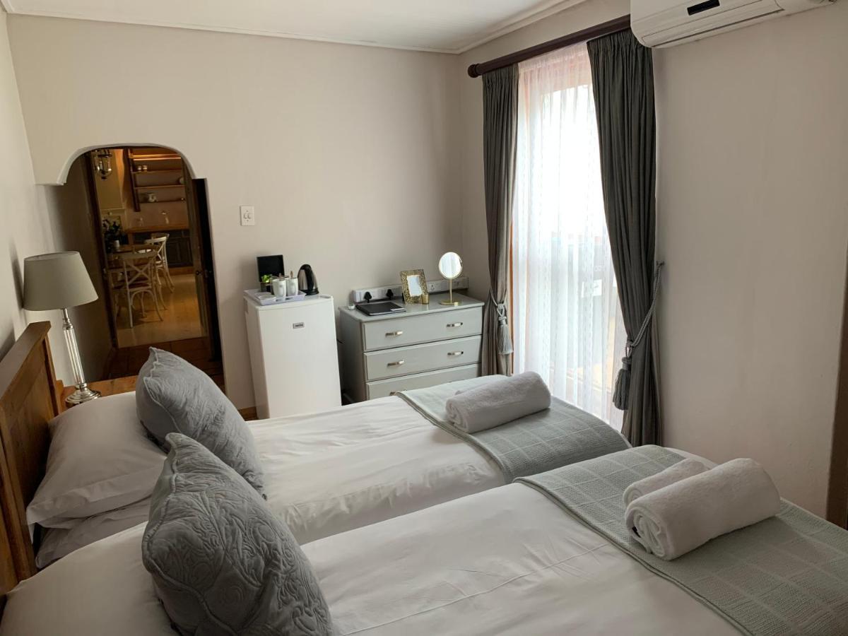 Avenues Guest House Stellenbosch Bagian luar foto