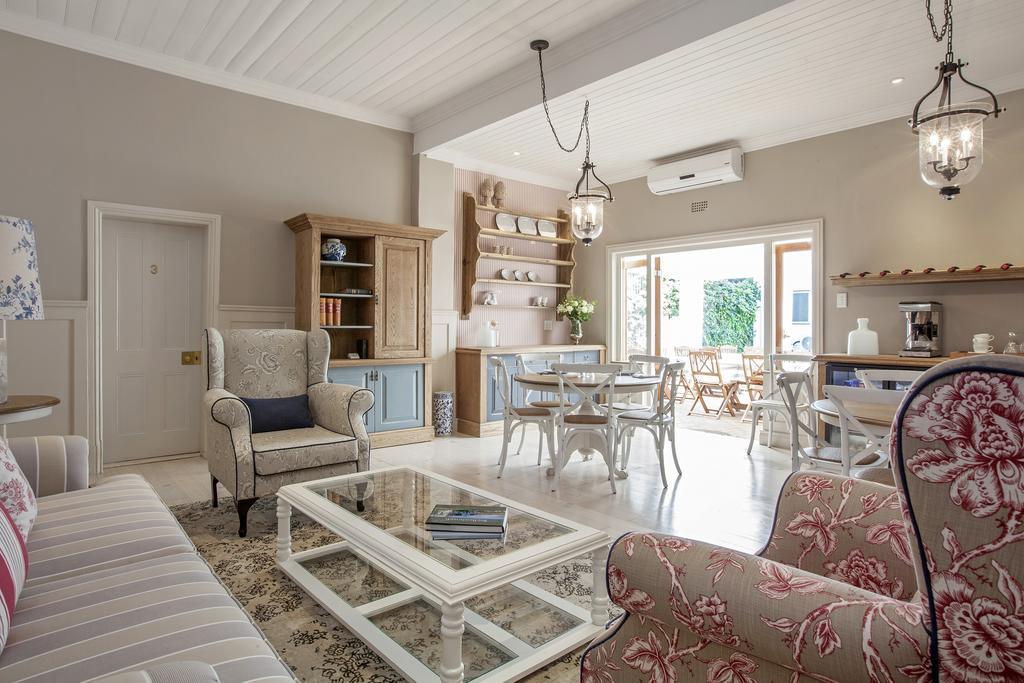 Avenues Guest House Stellenbosch Bagian luar foto