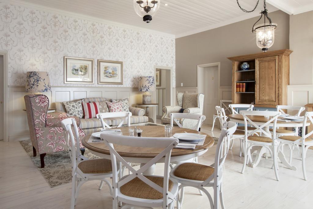 Avenues Guest House Stellenbosch Bagian luar foto