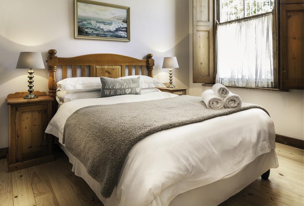 Avenues Guest House Stellenbosch Bagian luar foto
