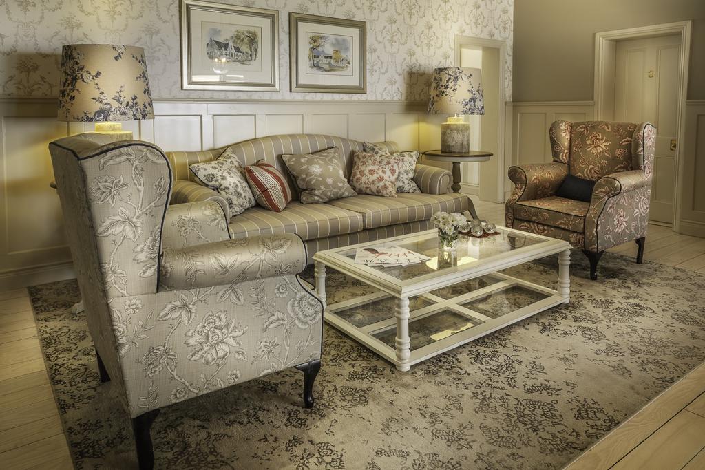 Avenues Guest House Stellenbosch Bagian luar foto