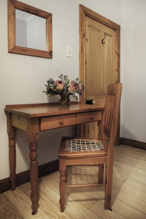 Avenues Guest House Stellenbosch Bagian luar foto