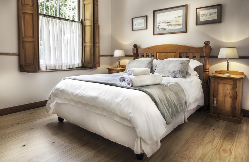 Avenues Guest House Stellenbosch Bagian luar foto